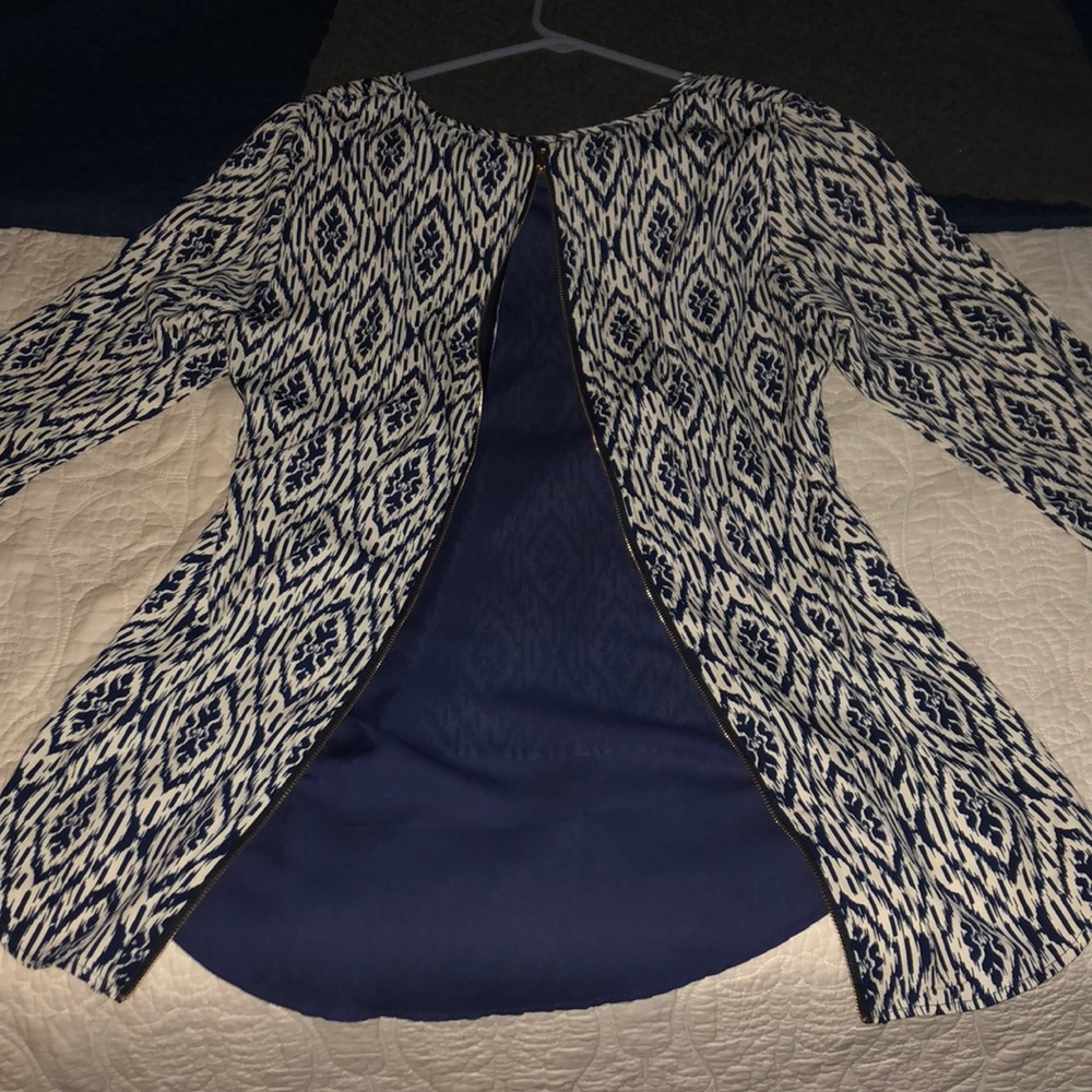 Blouse - Picture 3 of 4